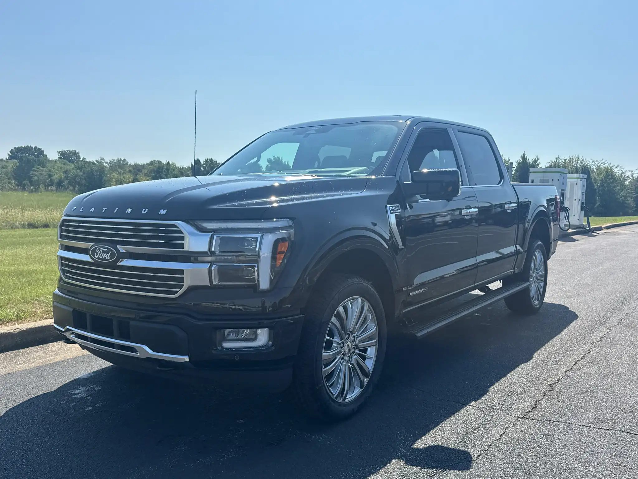 2026 Ford F-150 Platinum's photo