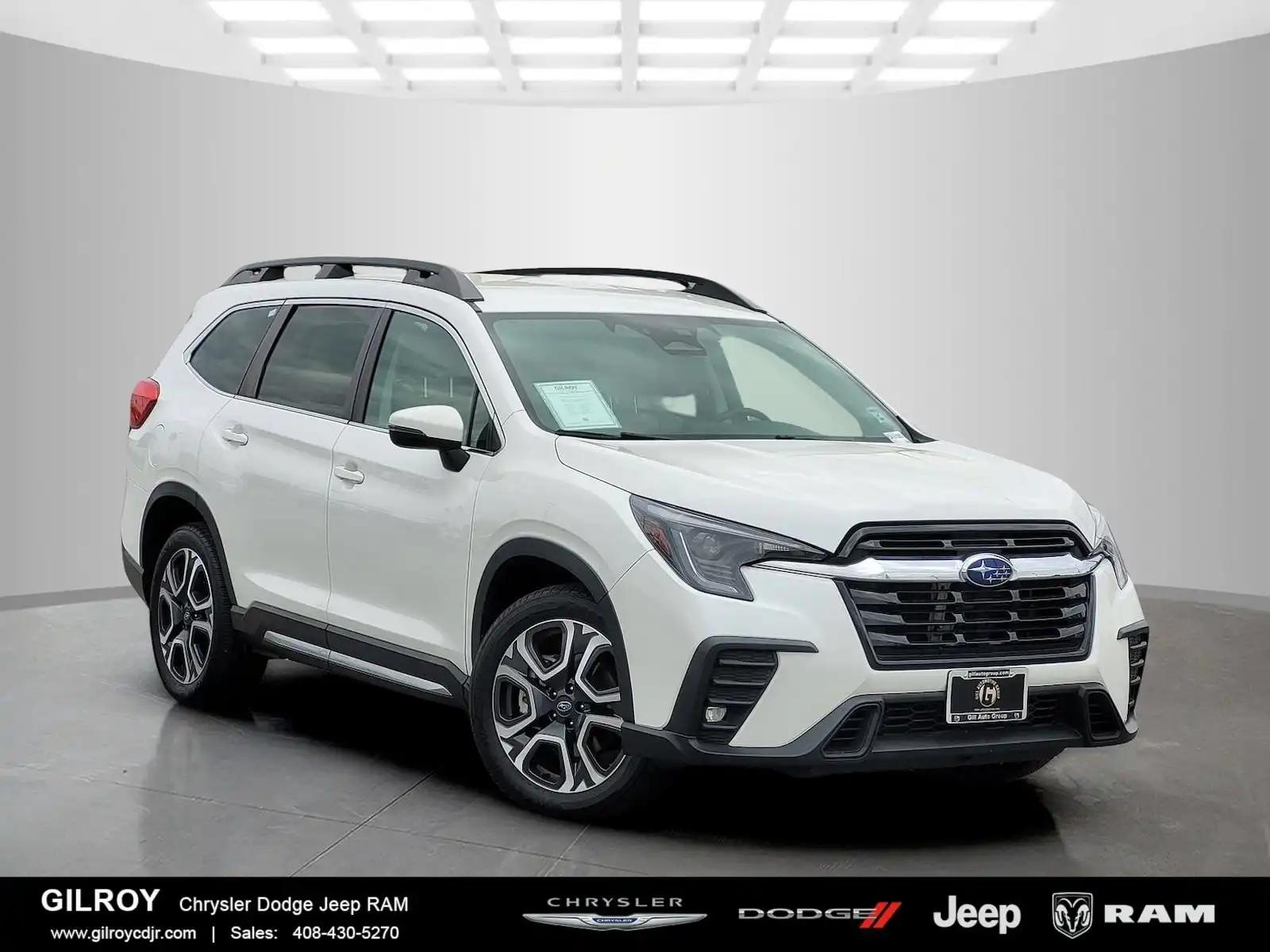 2023 Subaru Ascent Limited 7 Passenger's photo