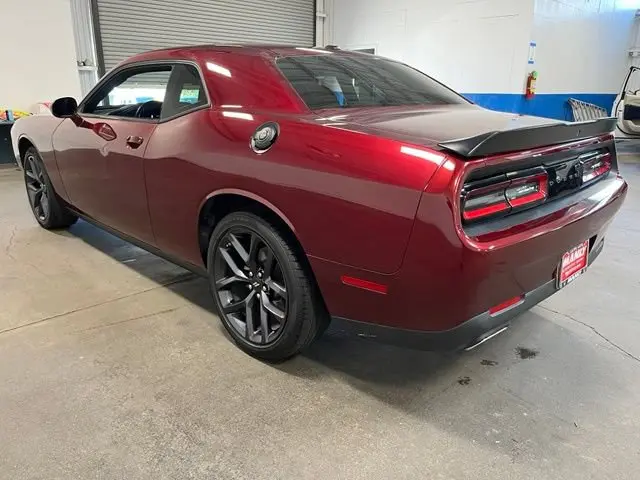 2023 Dodge Challenger SXT Auto photo 3