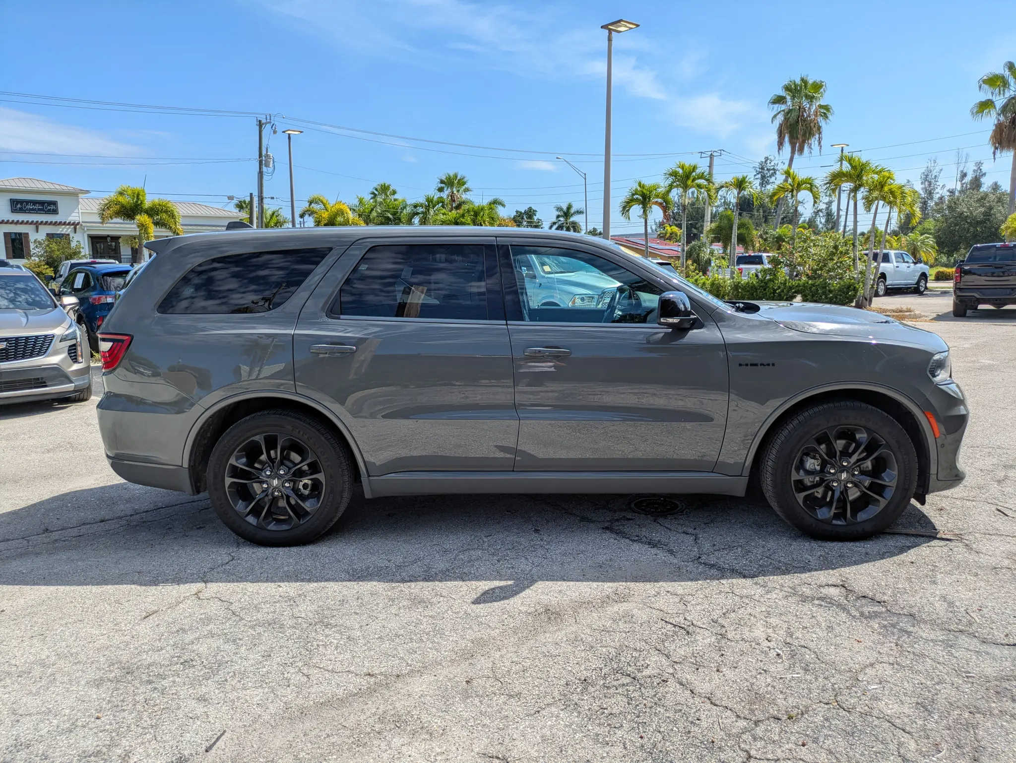 2021 Dodge Durango R/T RWD photo 3