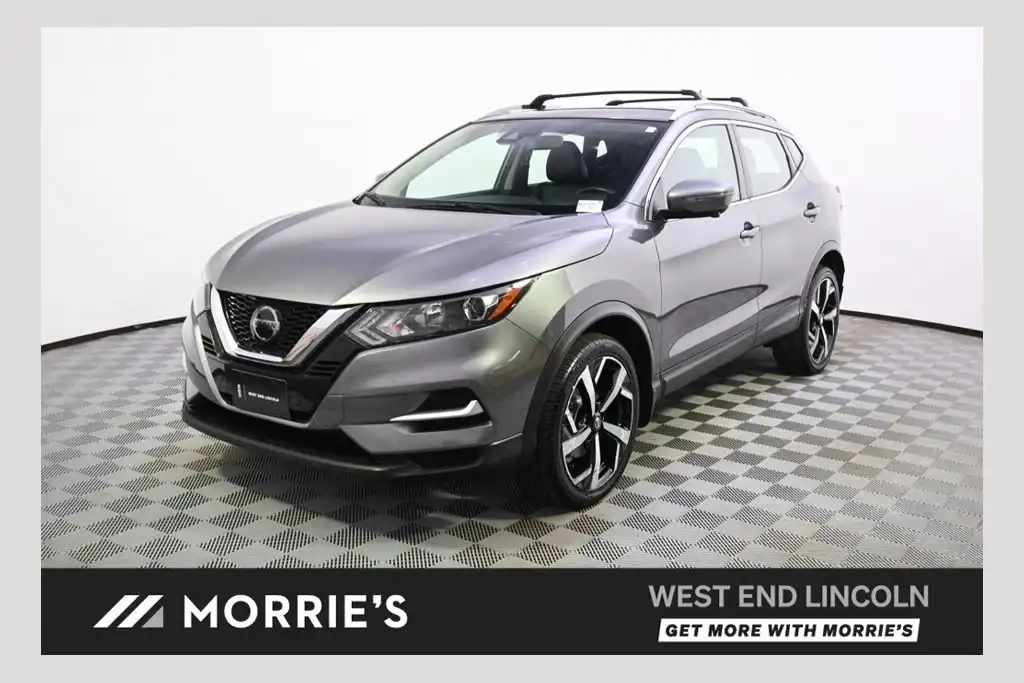 2022 Nissan Rogue Sport SL AWD's photo