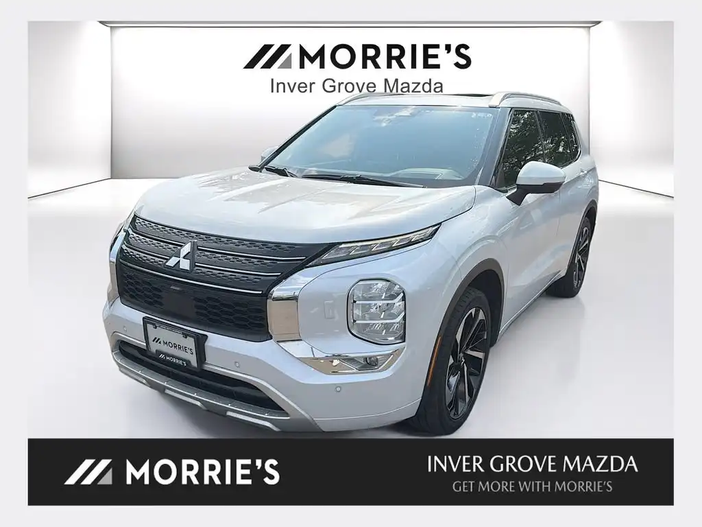2022 Mitsubishi Outlander SEL S-AWC's photo
