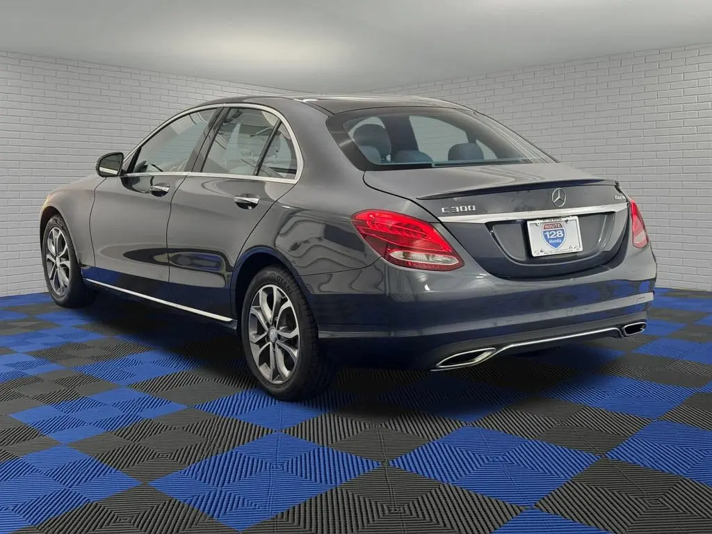 2016 Mercedes-Benz C-Class C300 4MATIC photo 3