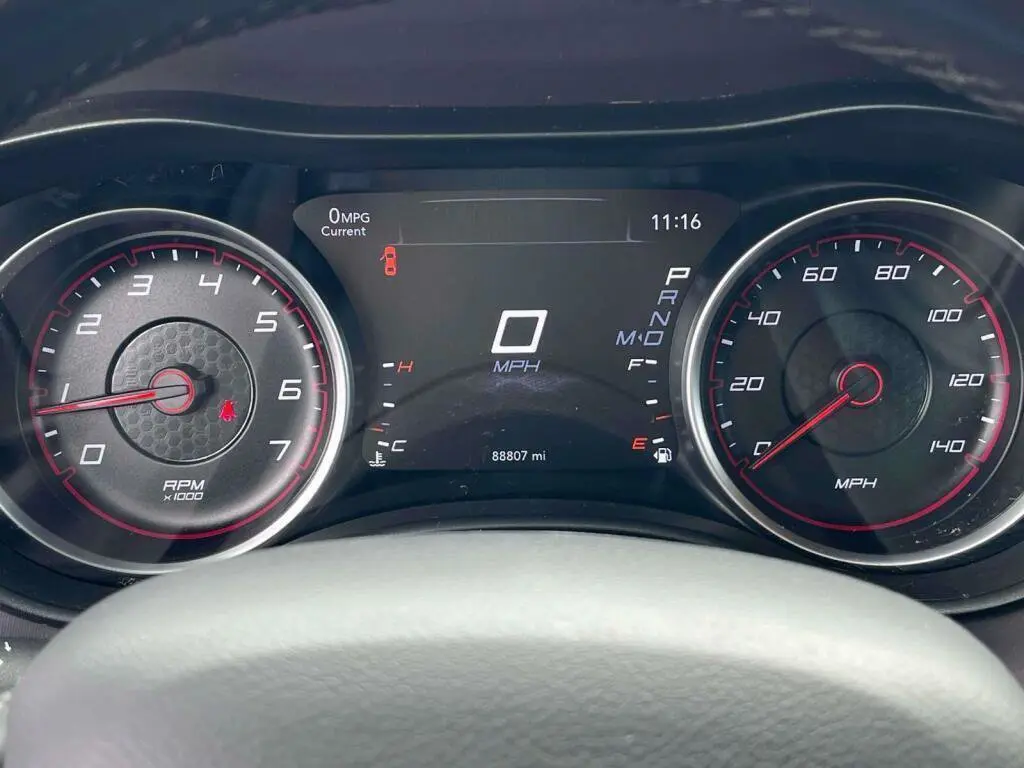 2023 Dodge Charger SXT photo 3