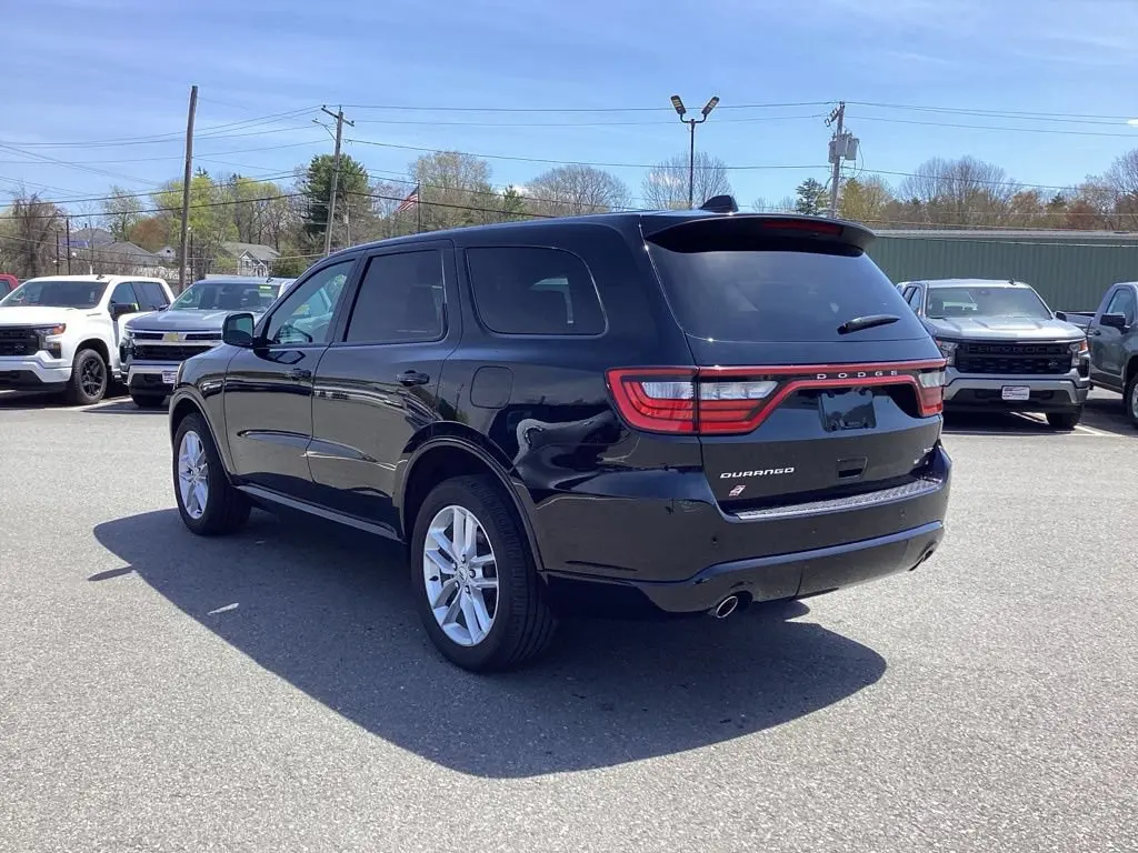 2025 Dodge Durango GT AWD photo 4