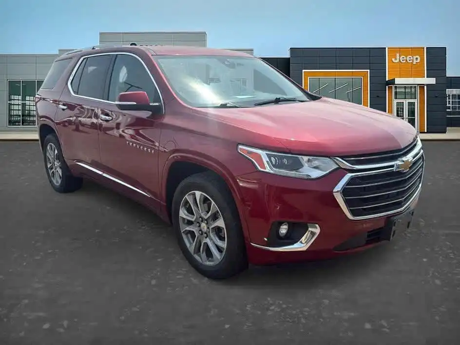 2021 Chevrolet Traverse AWD Premier's photo
