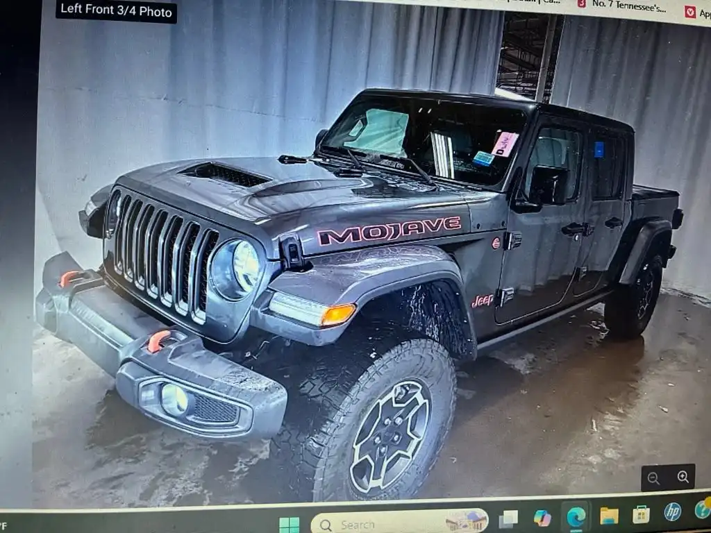 2022 Jeep Gladiator Mojave's photo