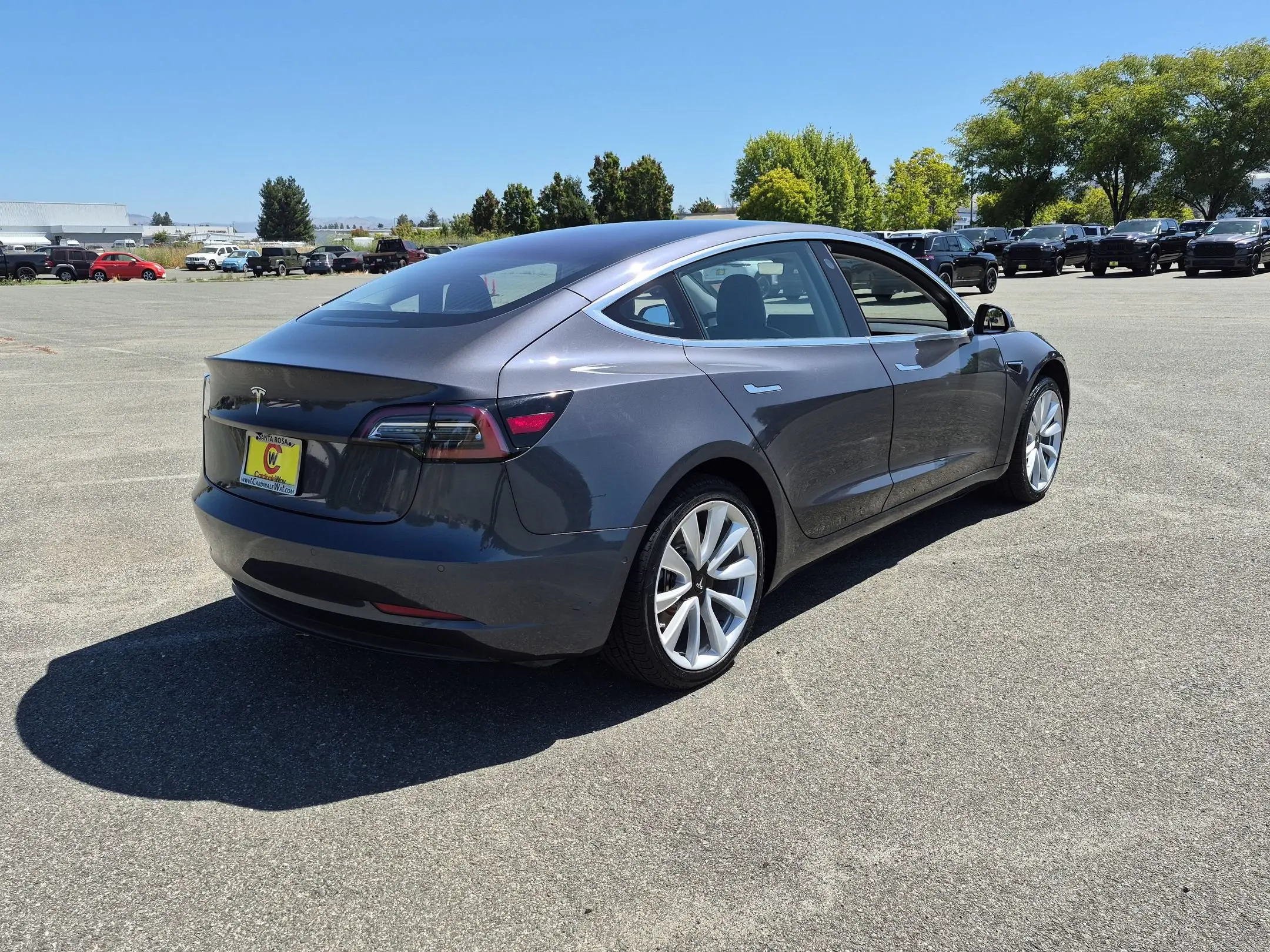 2018 Tesla Model 3 Long Range photo 3