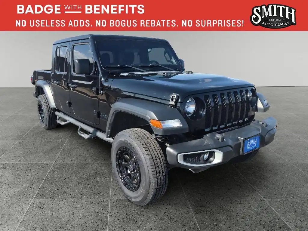 2023 Jeep Gladiator Sport's photo