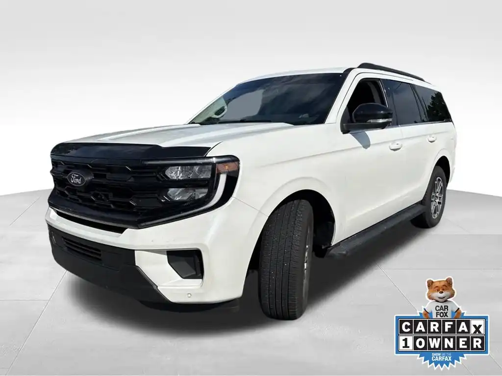 2025 Ford Expedition Active's photo