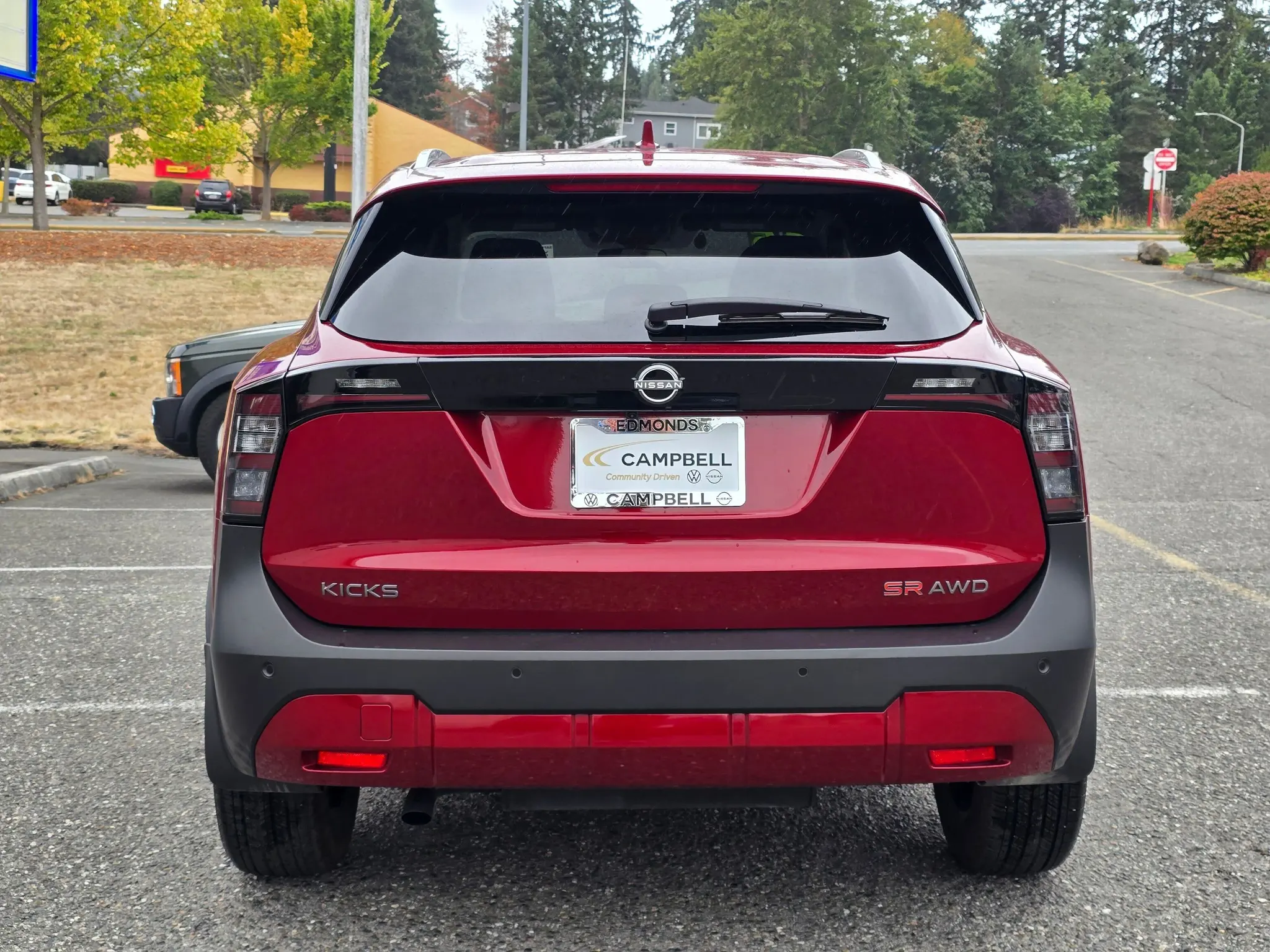 2025 Nissan Kicks 2.0 SR AWD photo 4