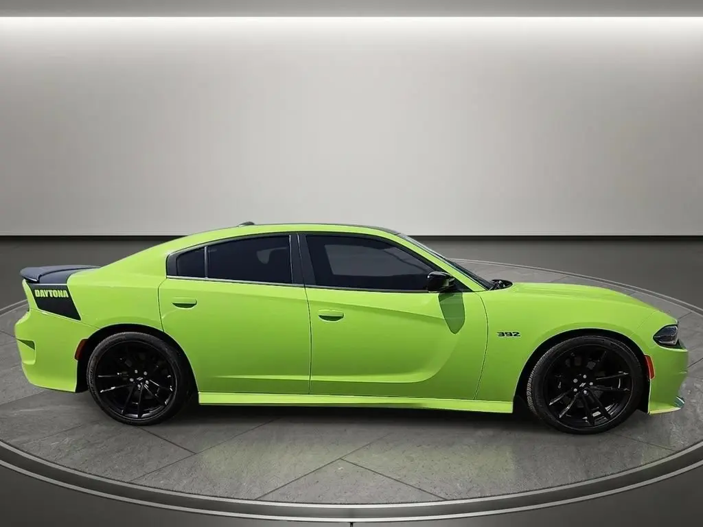 2023 Dodge Charger Scat Pack photo 5
