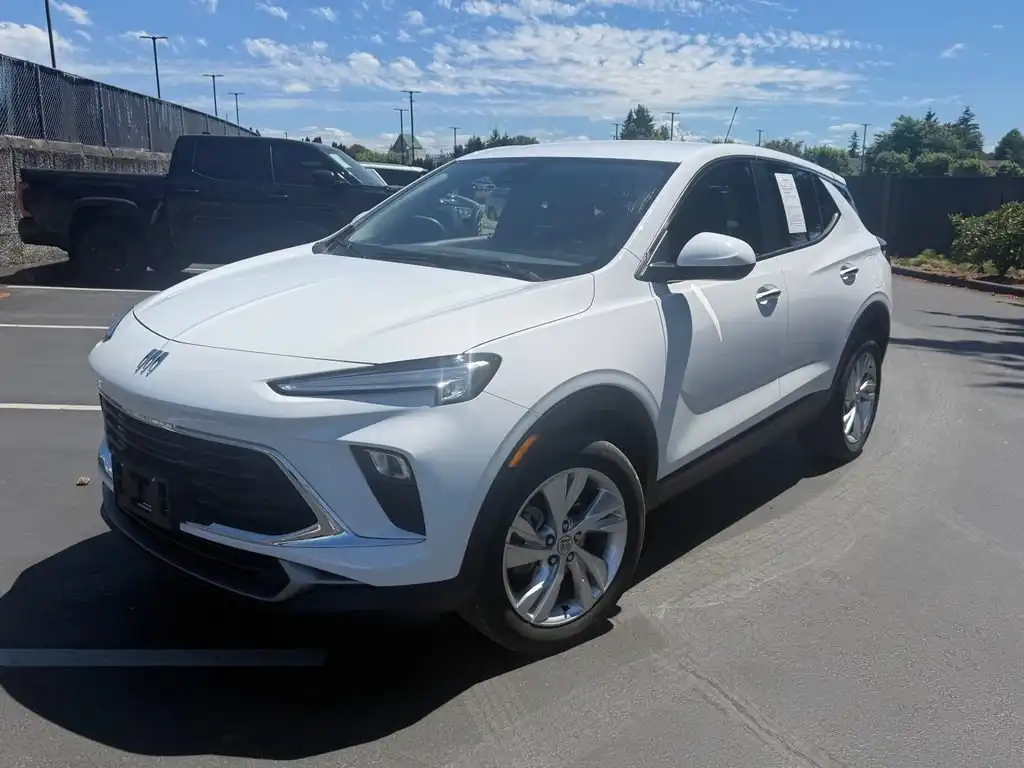 2025 Buick Encore GX Preferred's photo