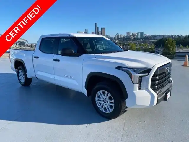 2025 Toyota Tundra SR5 3.4L 4WD CrewMax 6.5' Bed's photo