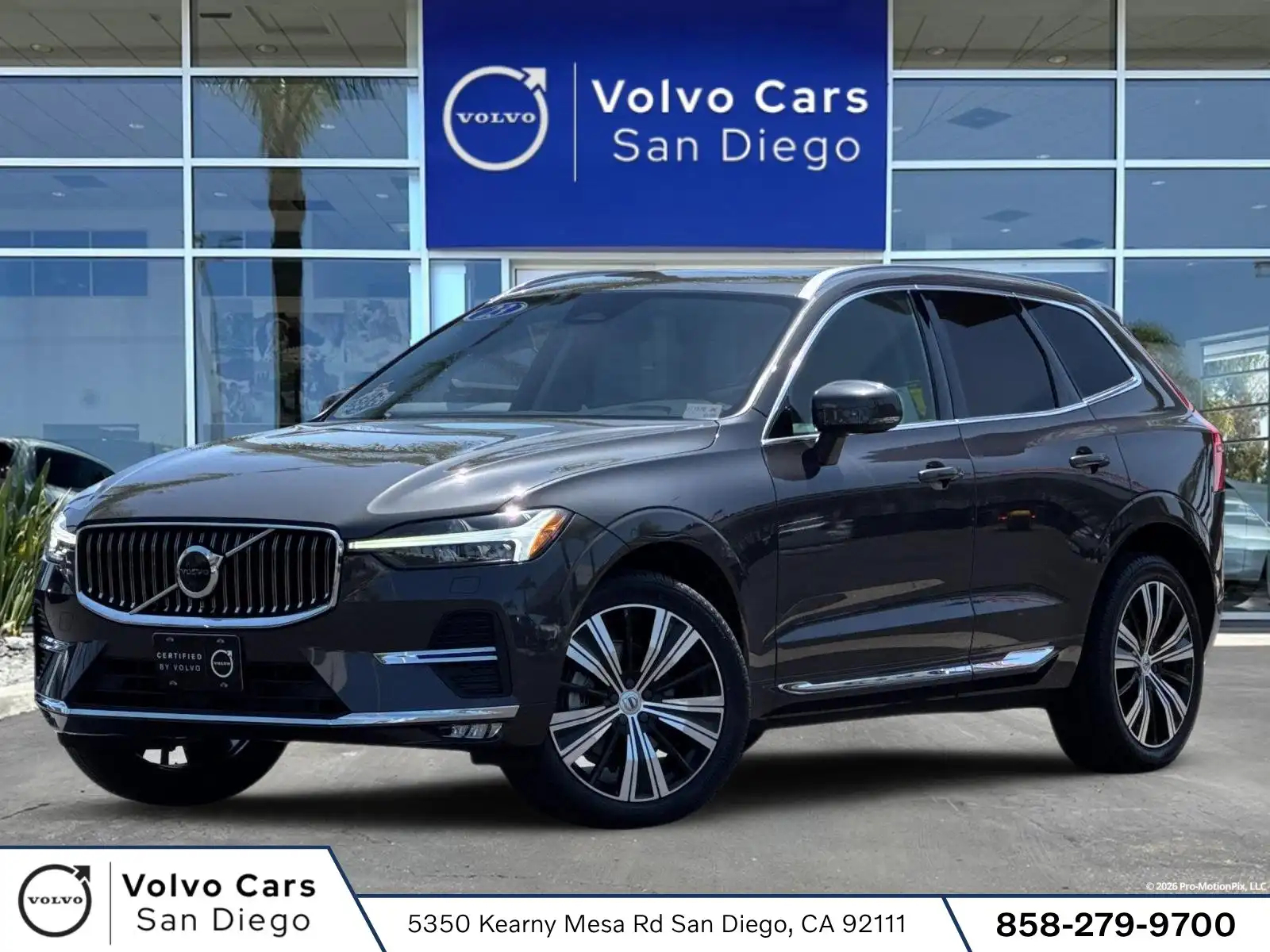 2023 Volvo XC60 B5 Plus Bright Theme FWD's photo