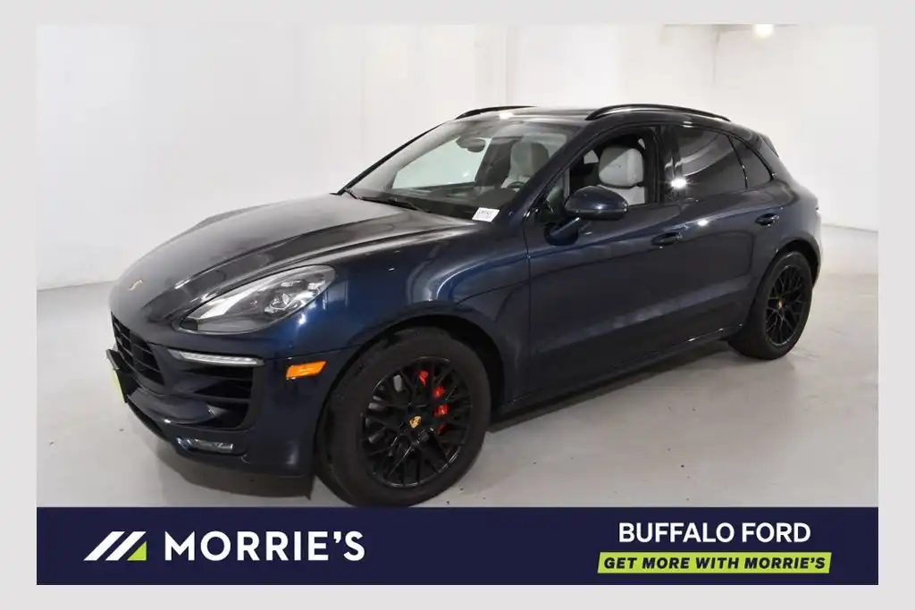 2018 Porsche Macan GTS's photo