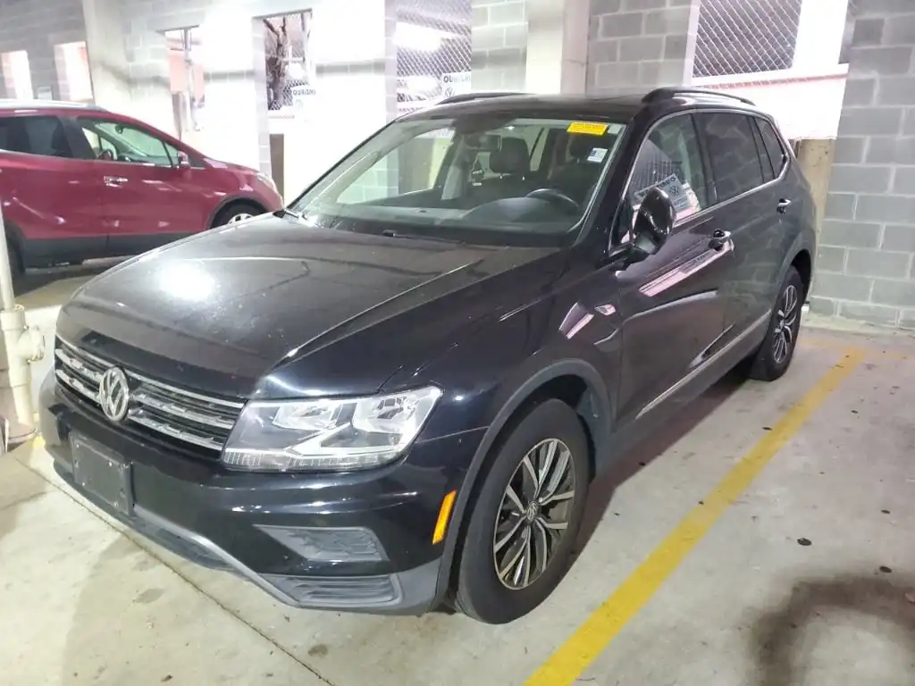 2018 Volkswagen Tiguan 2.0T SE 4Motion's photo