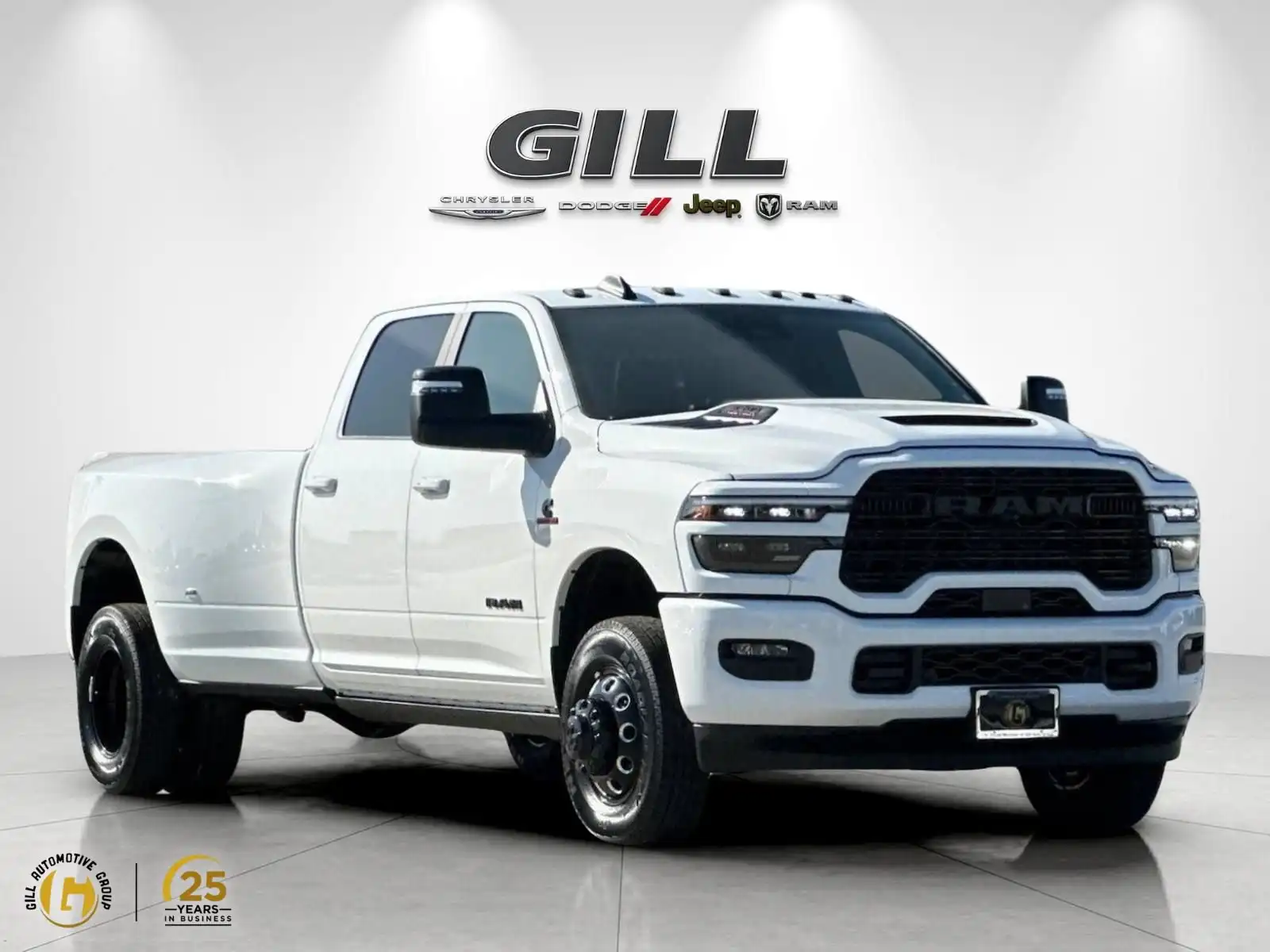 2026 RAM 3500 Laramie 4WD Crew Cab LWB's photo