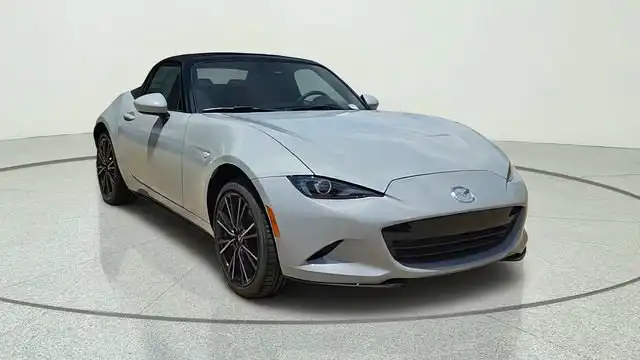 2026 Mazda MX-5 Miata Grand Touring's photo