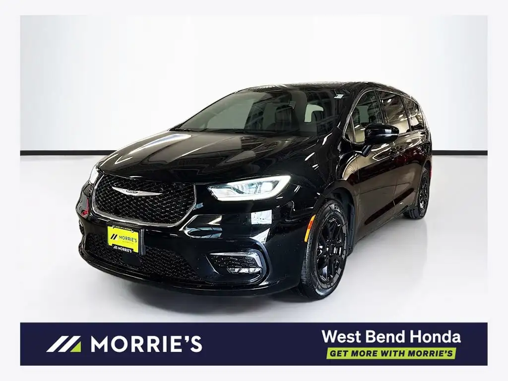 2025 Chrysler Pacifica Select's photo
