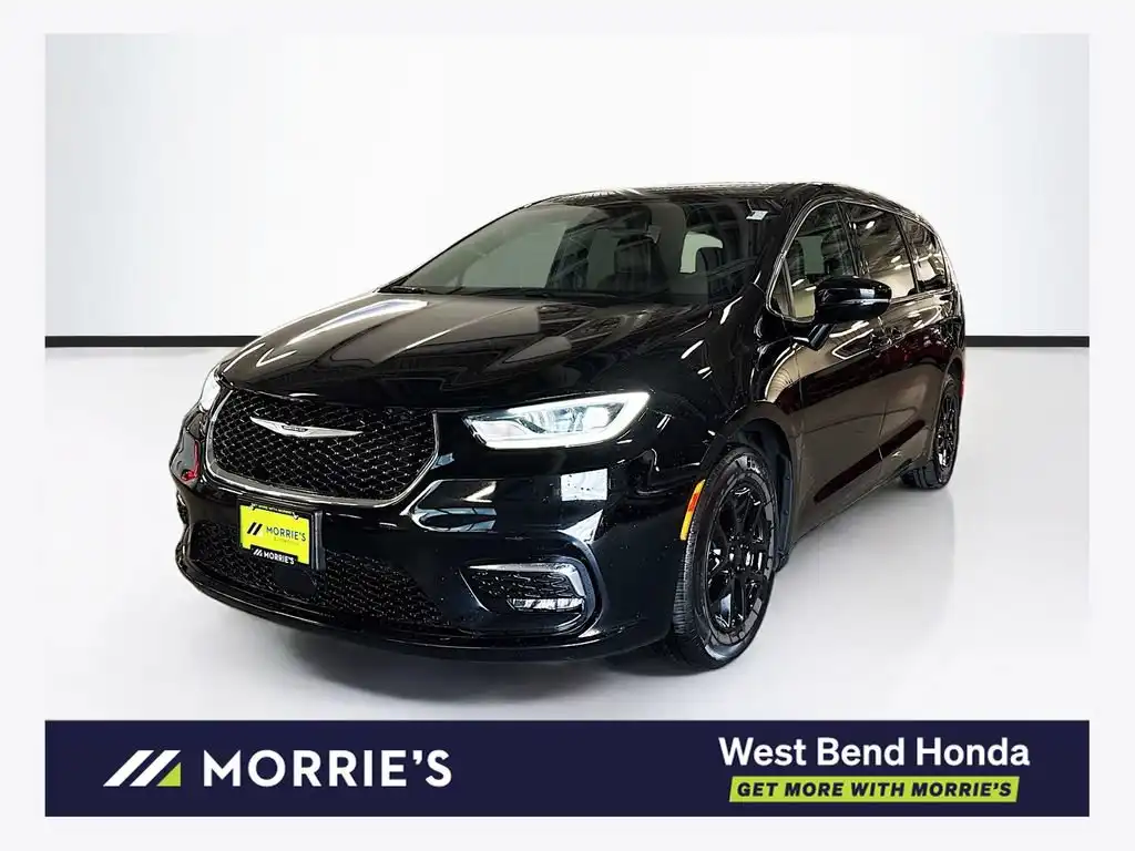 2025 Chrysler Pacifica Select's photo