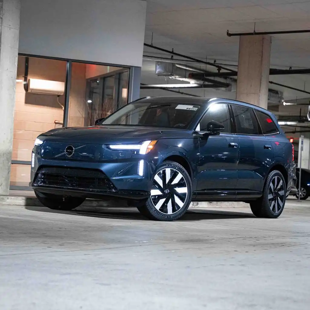 2026 Volvo EX90 Twin Motor Performance Ultra 7-Seater's photo