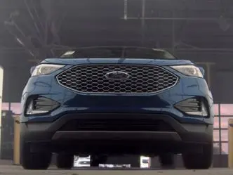 2023 Ford Edge SEL AWD photo 3
