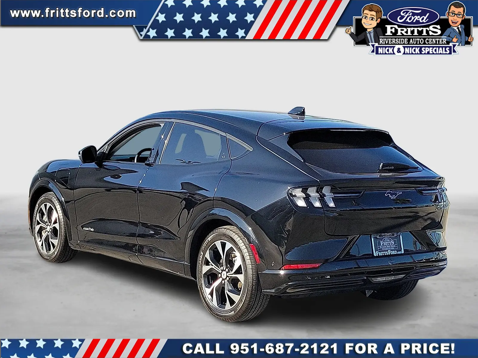 2023 Ford Mustang-Mach-e Premium photo 3