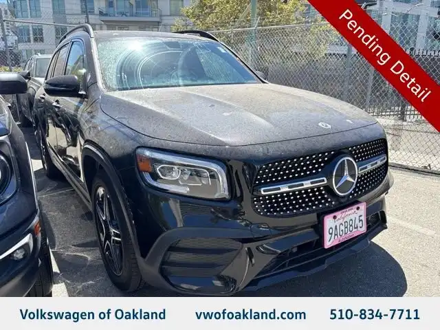 2022 Mercedes-Benz GLB GLB 250 4MATIC's photo