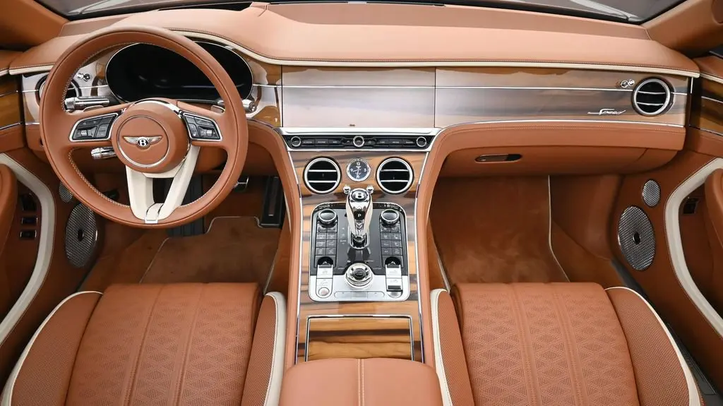 2025 Bentley Continental GT Speed photo 4