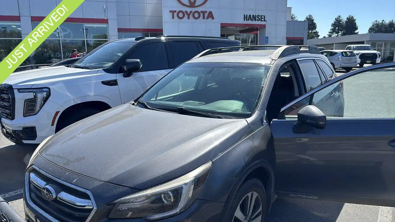 2018 Subaru Outback 2.5i Limited's photo