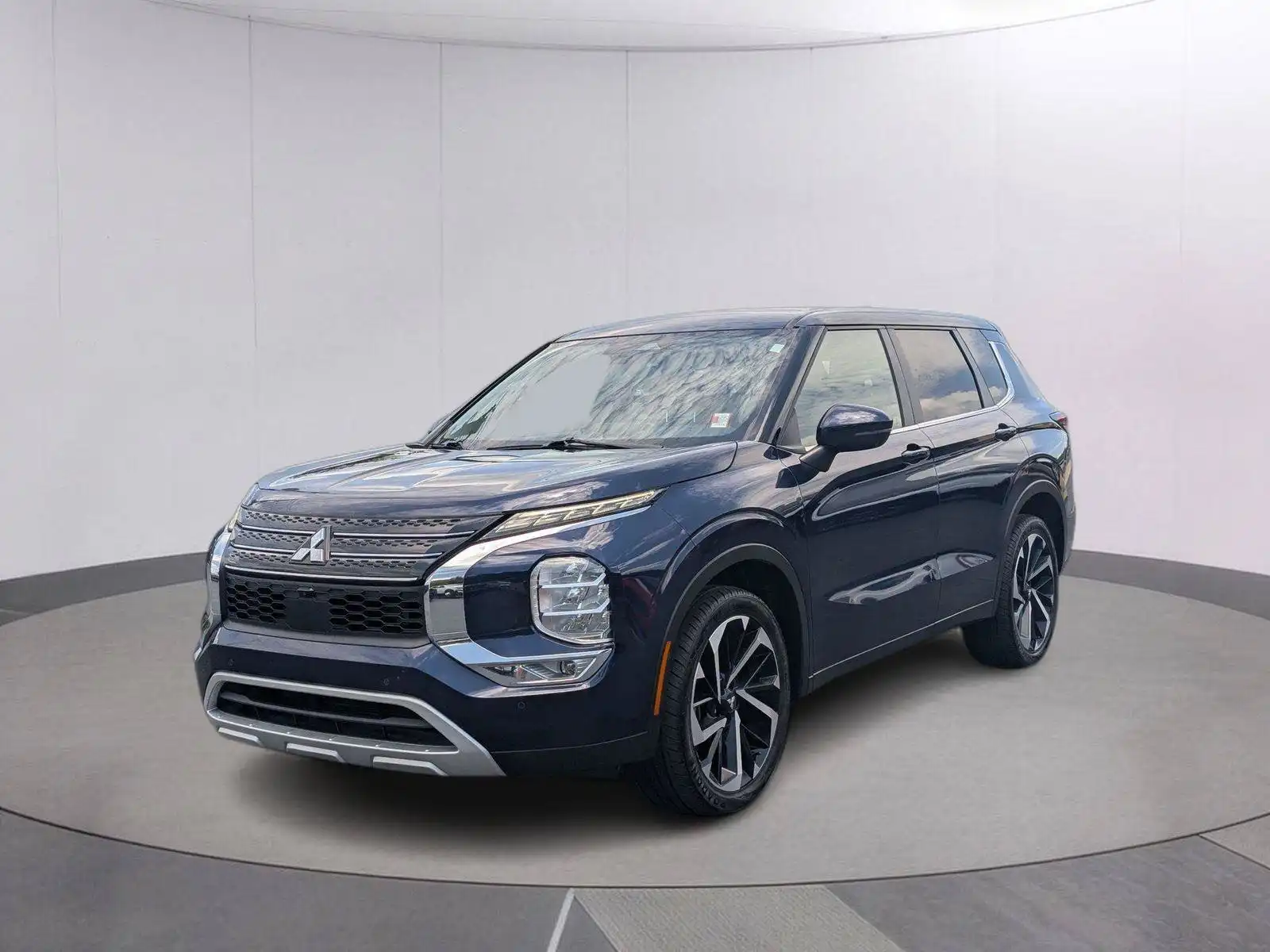 2024 Mitsubishi Outlander SE S-AWC's photo