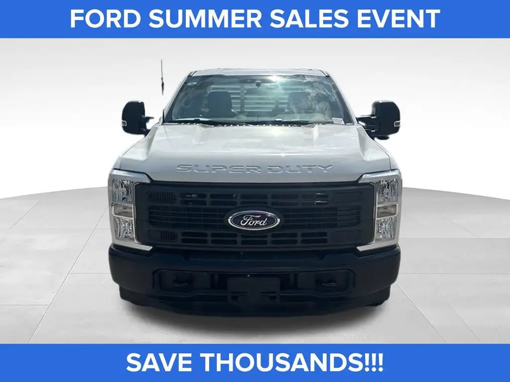 2025 Ford F-250 XL Regular Cab 8' Box's photo