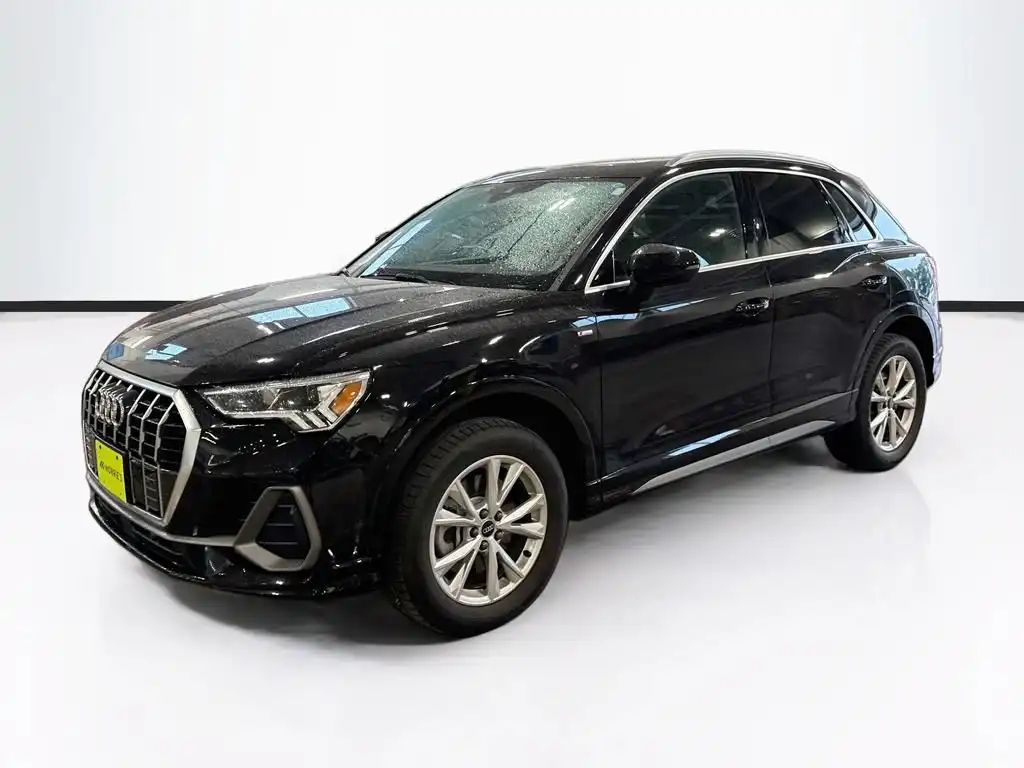 2022 Audi Q3 45 TFSI S Line Premium Plus quattro's photo