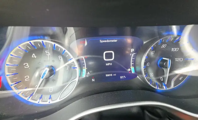 2025 Chrysler Pacifica Select photo 5