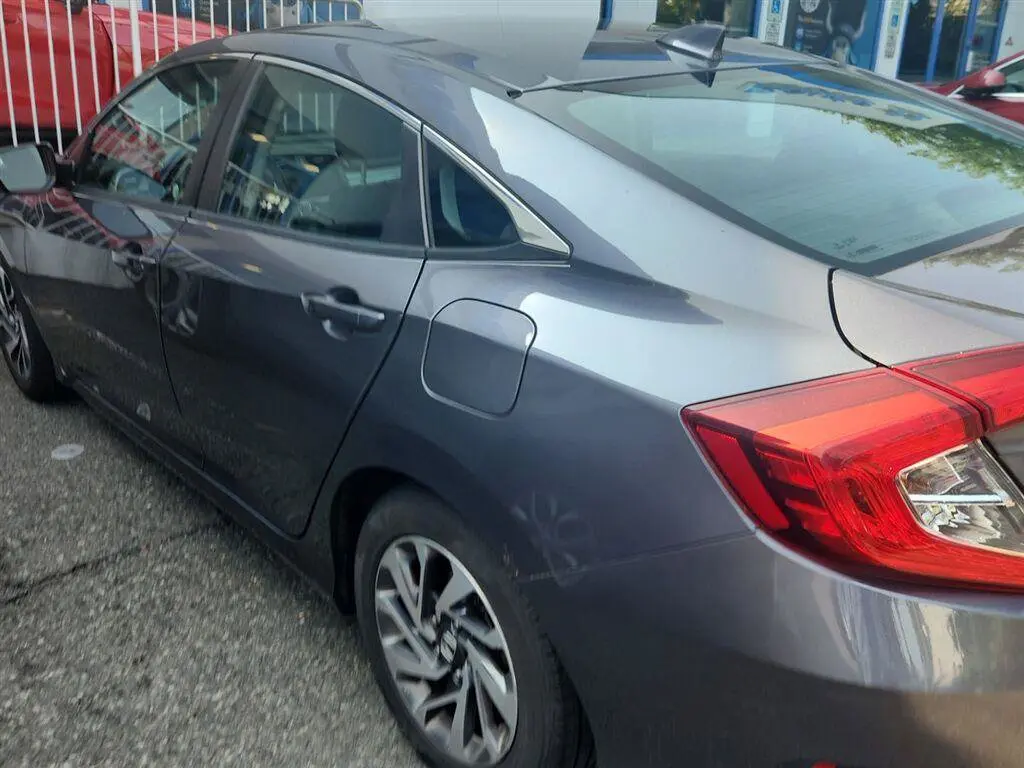 2017 Honda Civic EX CVT photo 4