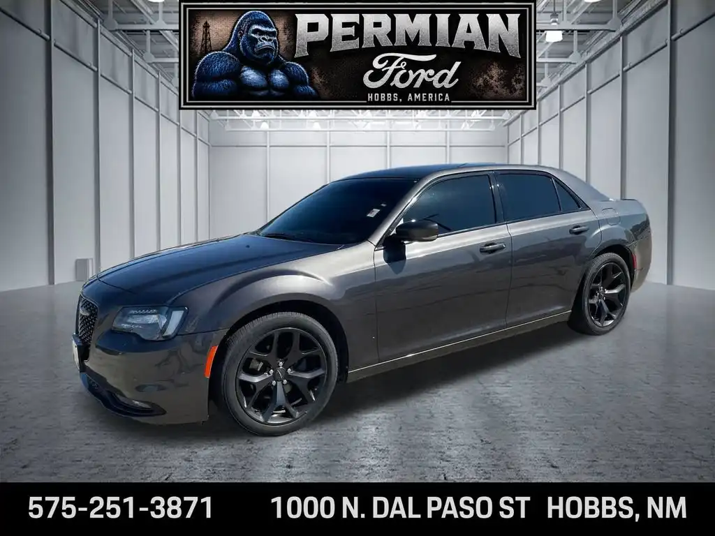2021 Chrysler 300 S's photo