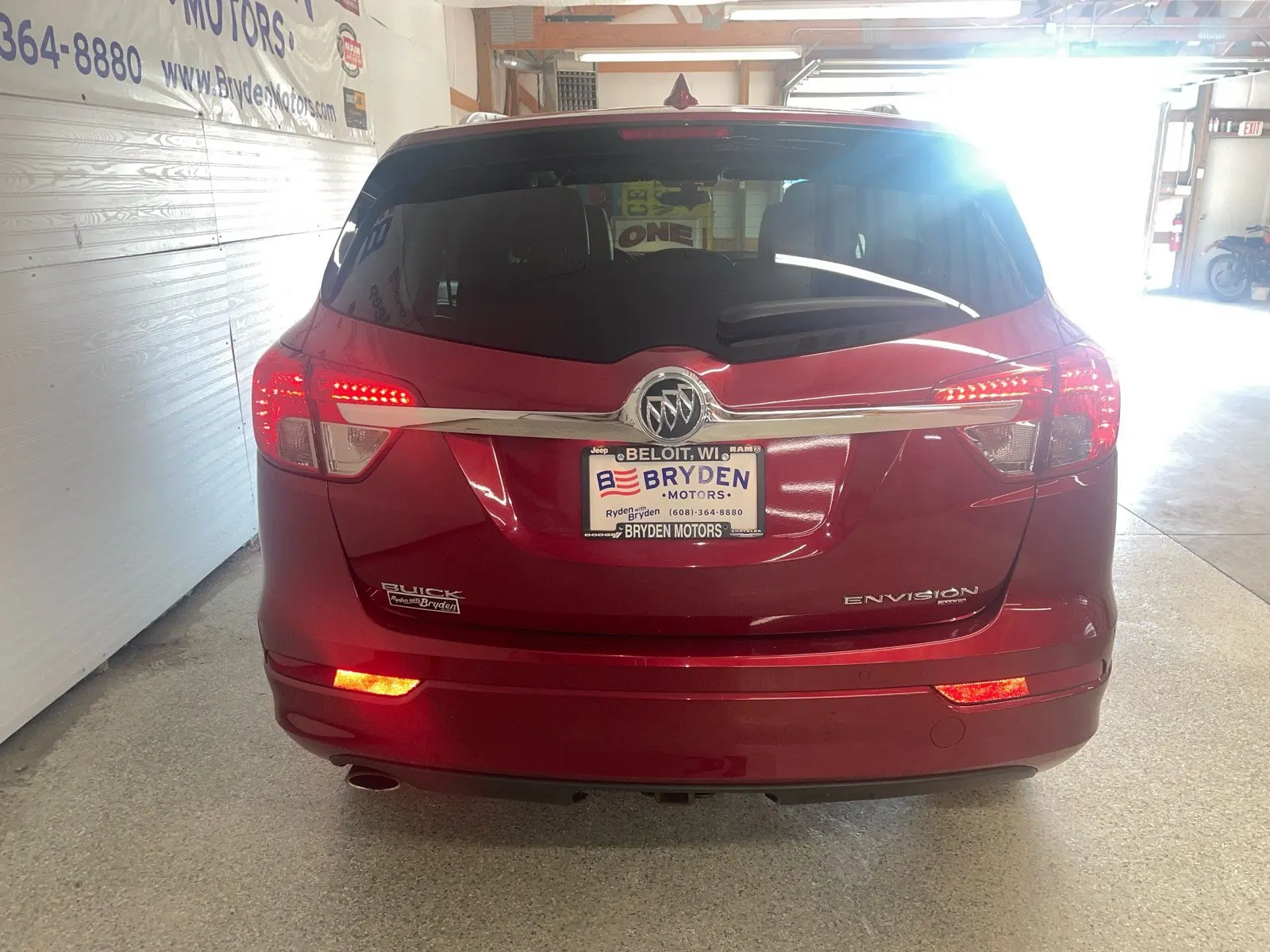 2017 Buick Envision Essence AWD photo 4