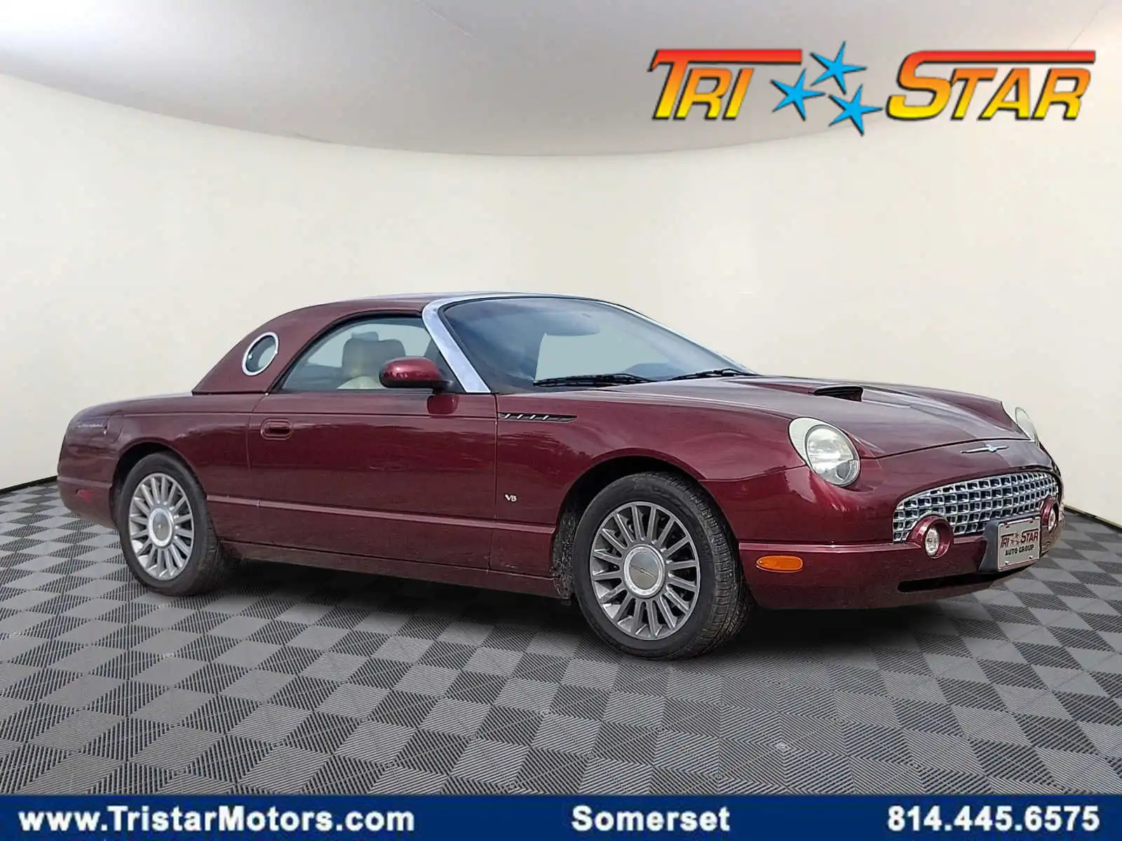 2004 Ford Thunderbird Deluxe's photo