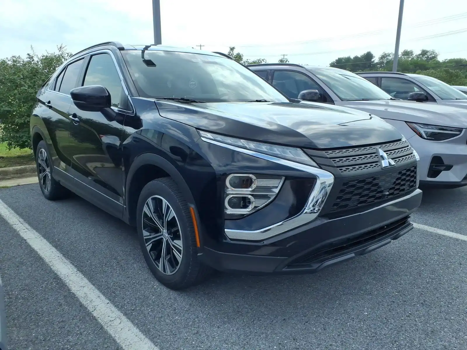 2022 Mitsubishi Eclipse Cross SE S-AWC's photo