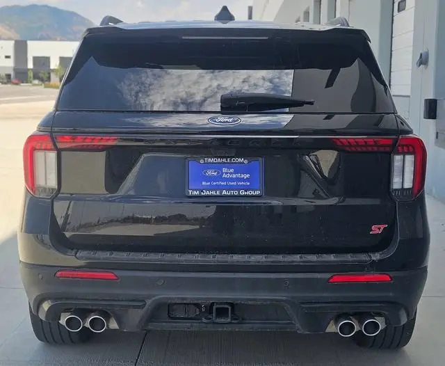 2025 Ford Explorer ST 4WD (PL535) photo 4