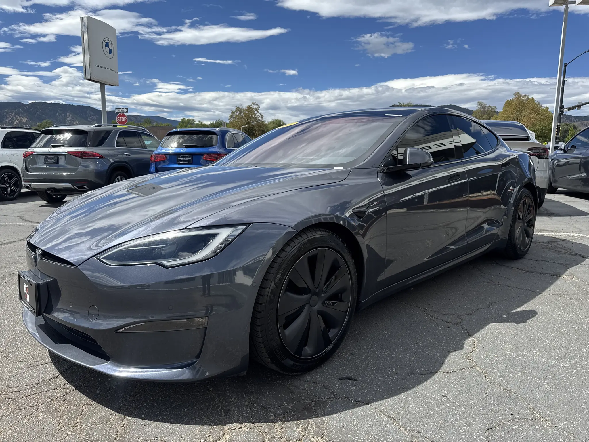 2023 Tesla Model S Base photo 3