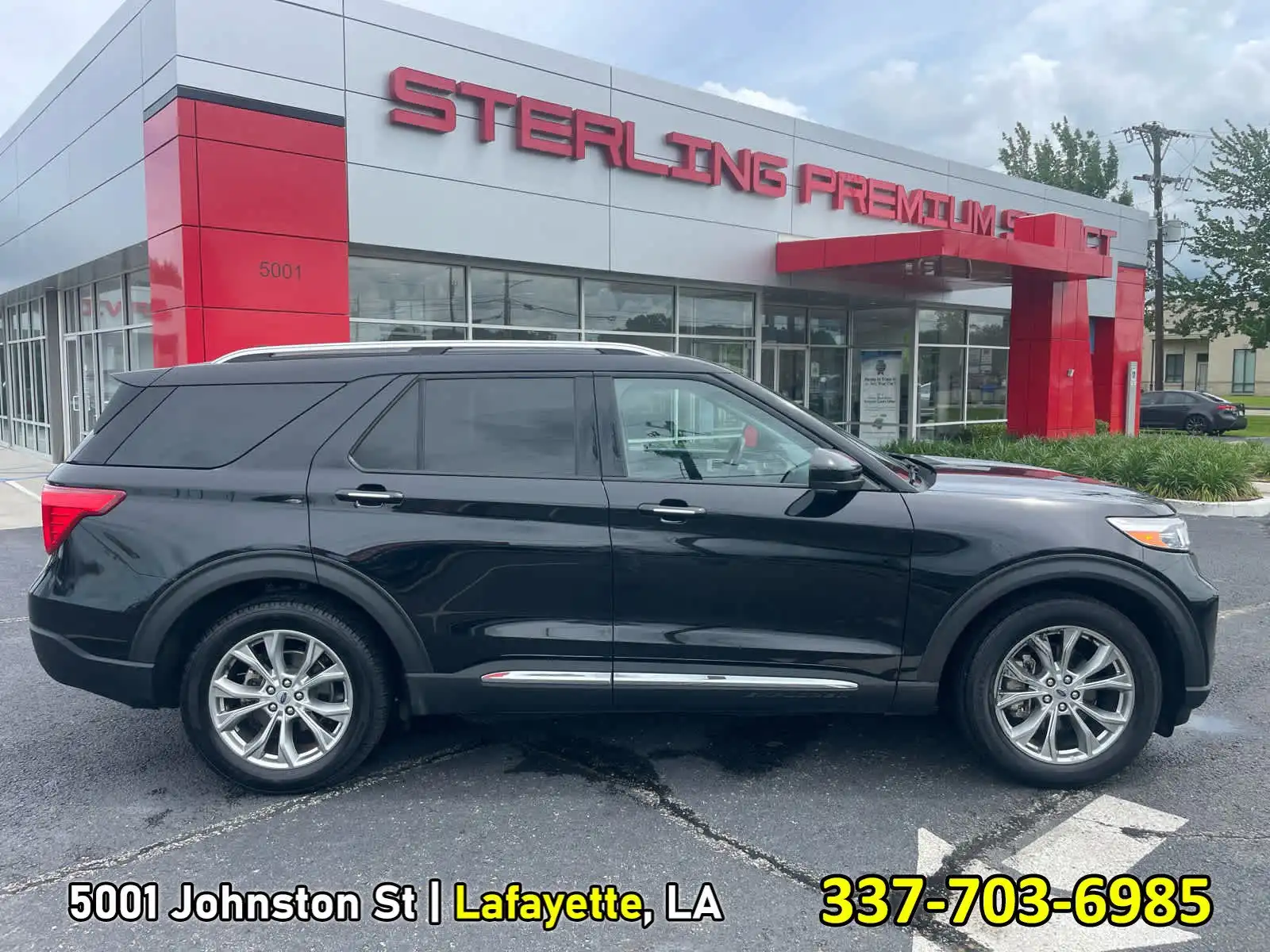 2024 Ford Explorer Limited RWD's photo
