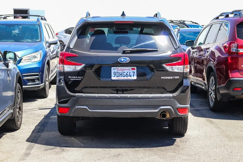 2021 Subaru Forester Limited photo 5