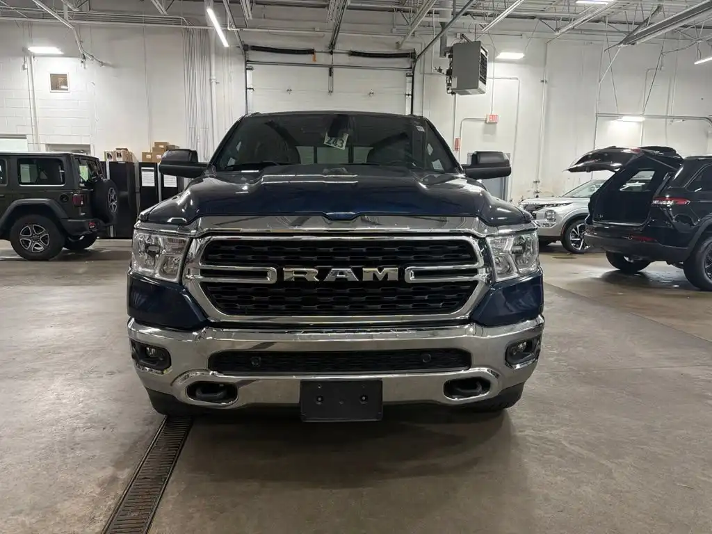 2022 RAM 1500 Big Horn/Lone Star 4WD Crew Cab 5'7's photo