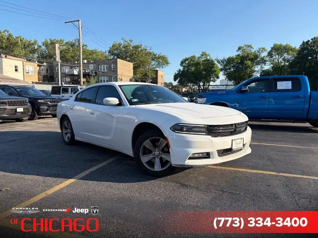 2015 Dodge Charger SXT's photo