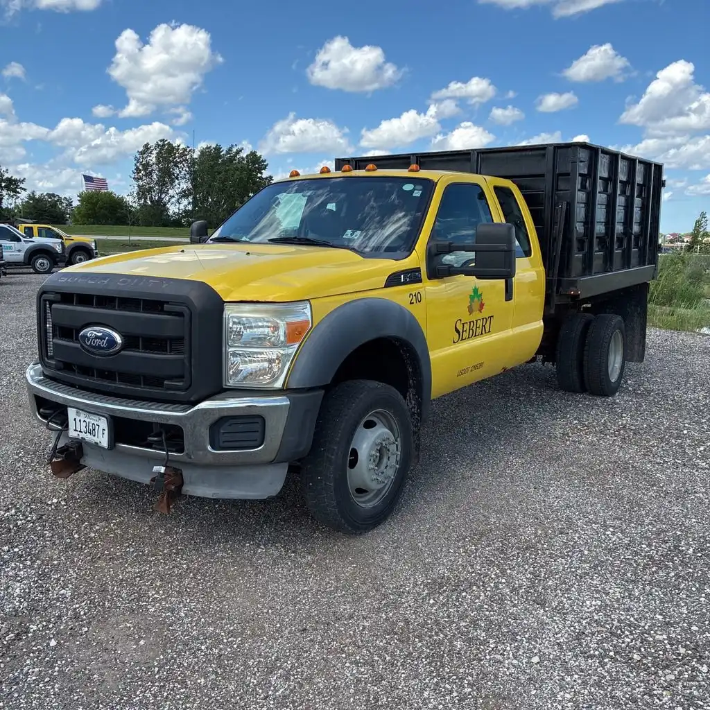 2011 Ford F-450 XL 4x4 SuperCab 186-In DRW's photo