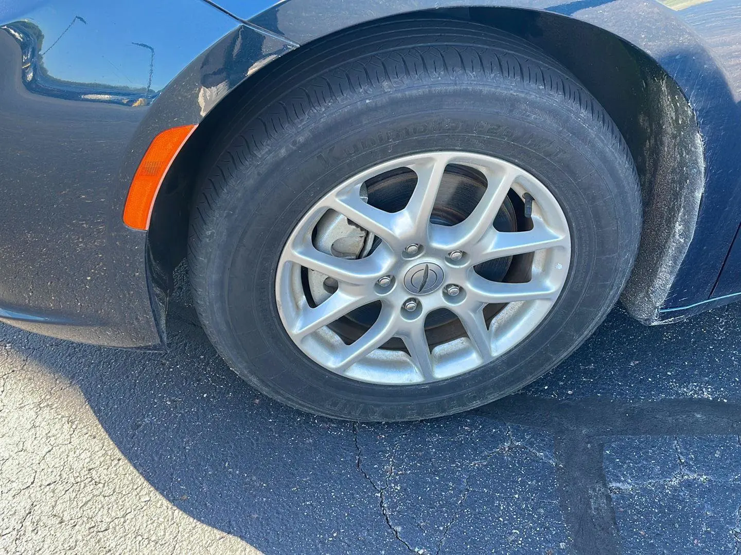 2023 Chrysler Pacifica Touring L photo 4