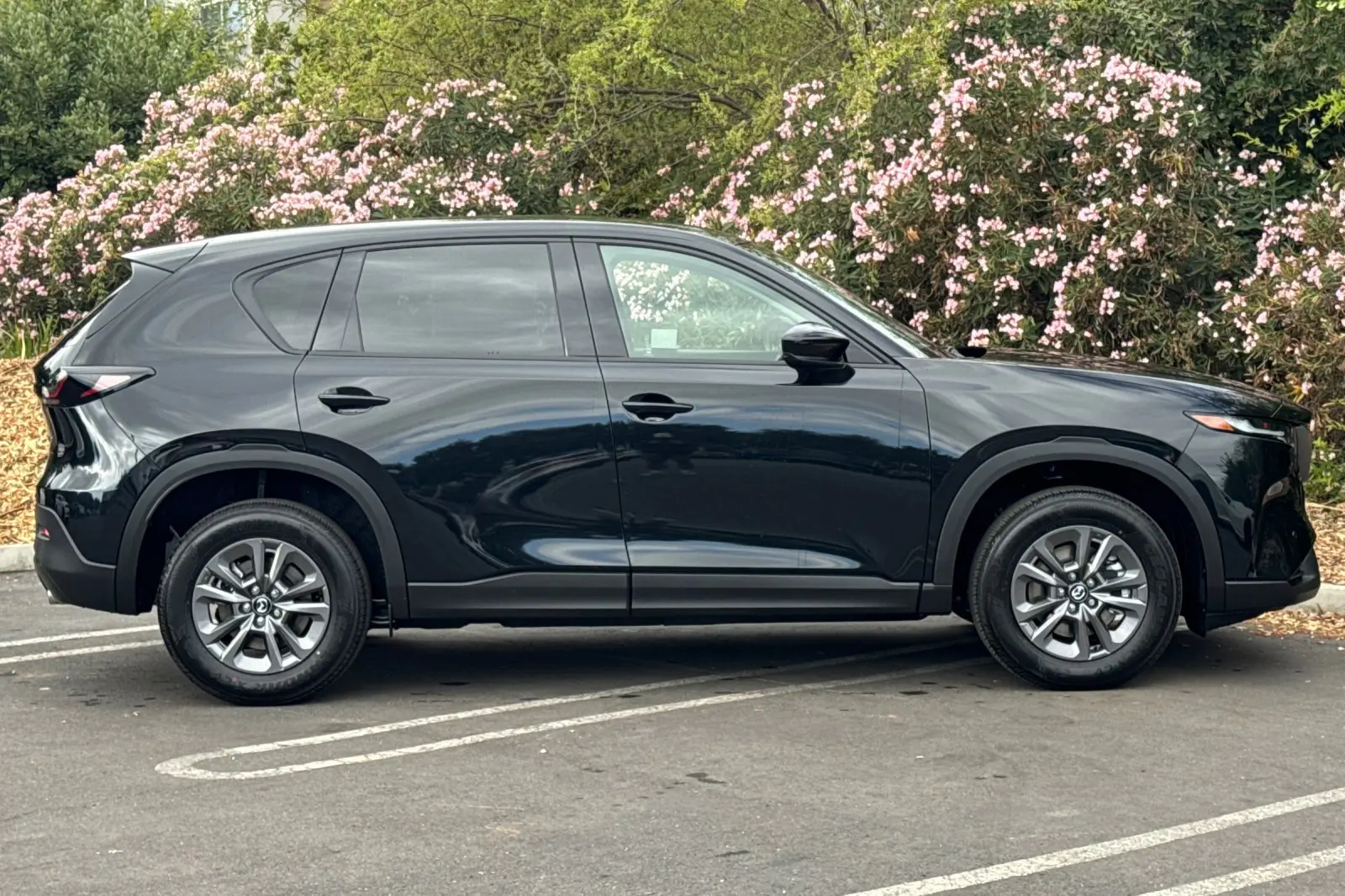 2026 Mazda CX-5 Select AWD Auto S photo 3