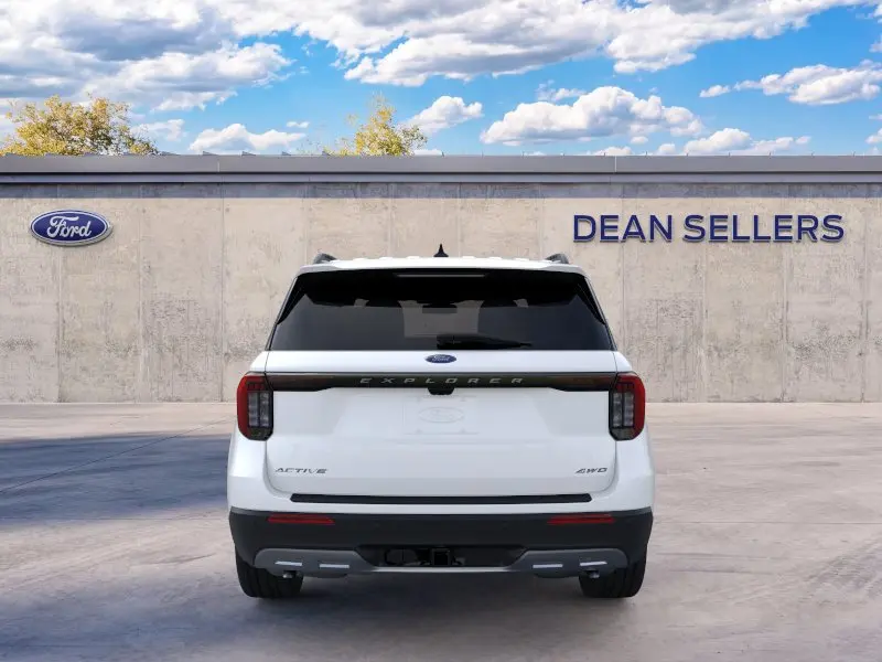 2026 Ford Explorer Active 4WD photo 5